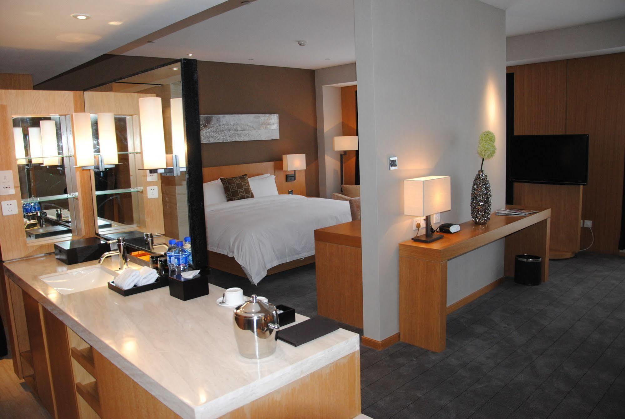 Shenyang Tianfeng International Hotel Buitenkant foto